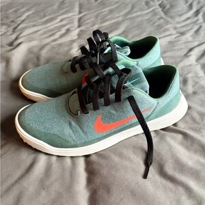 Nike Men’s Victory G-Lite Golf Shoes